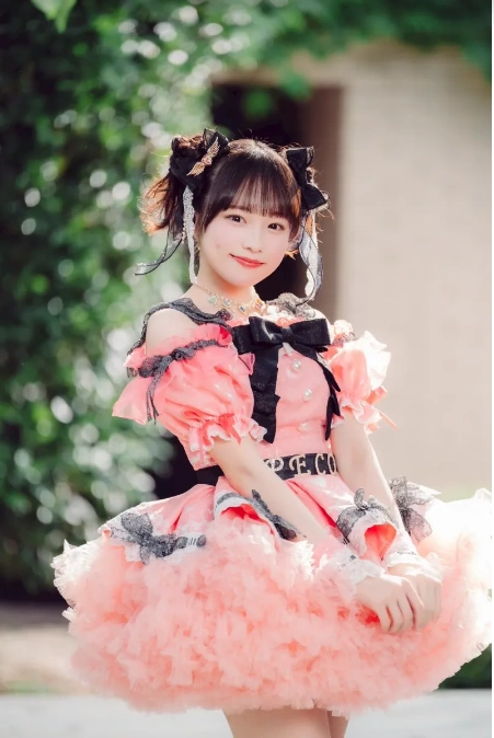 Image from Hina Chikaishi